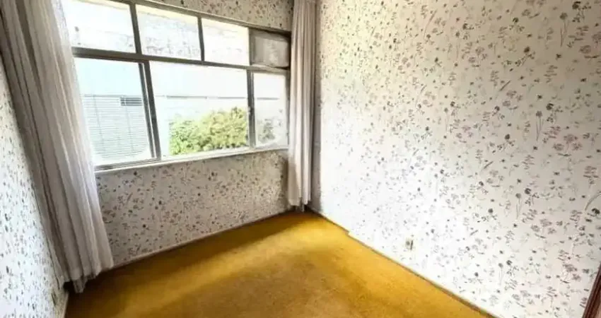 Apartamento com 3 Quartos e 2 banheiros à Venda, 103 m² por R$ 2.090.000