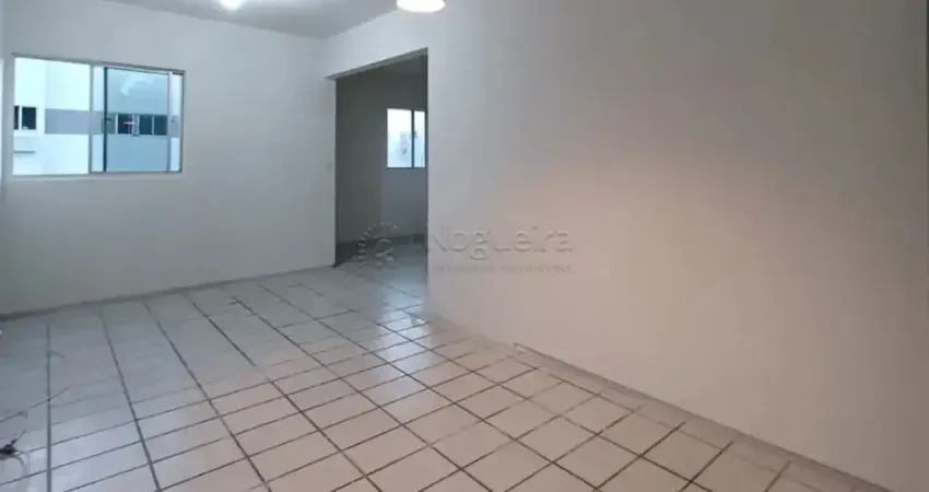 VENDO apartamento 62M², com 2 quartos, 1 SUÍTE em Torre - Recife - PE