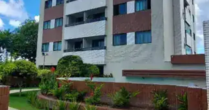 Conheça o Sobrado Carlos Pena Filho, localizado em Apipucos, uma das áreas mais arborizada