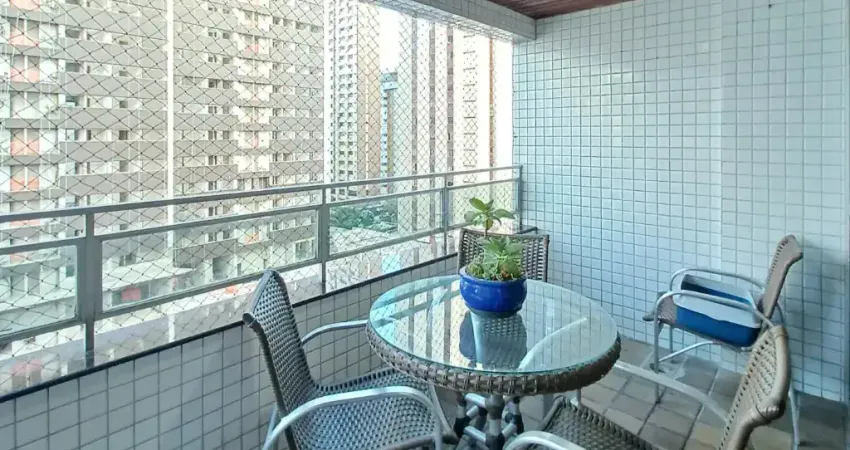 Apartamento  para venda possui 179m² com 4 quartos em Boa Viagem - Recife - PE