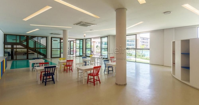 Apartamento com excelente localização em Muro Alto, Beira mar.