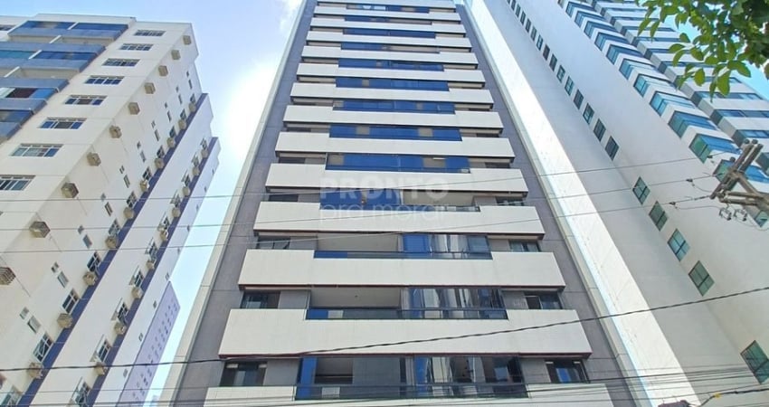 Excelente apartamento localizado no bairro de Boa Viagem com 139,83m² privativa, próximo ao mar.