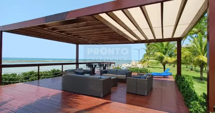 Excelente apartamento mobiliado localizado na praia de Muro Alto com 63,90m² de área útil.