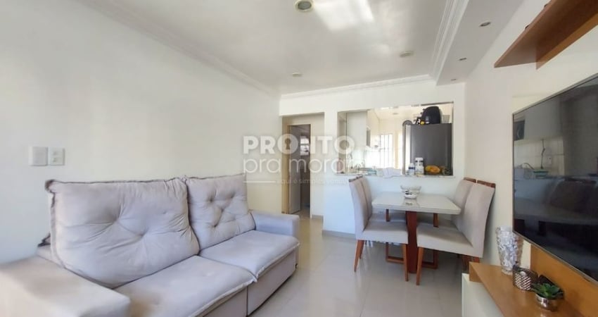 Casa 2 Quartos com Terraço e 2 Vagas Cobertas em Candeias – Ótima Localização