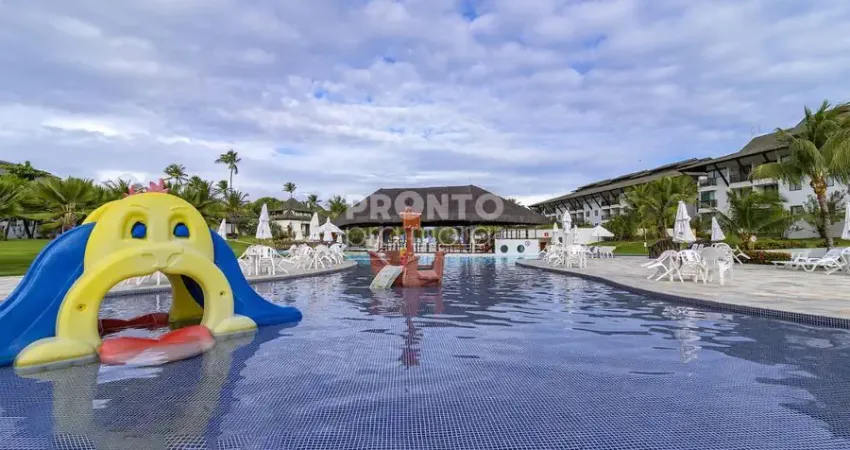 Excelente apartamento mobiliado, localizado em muro alto com 45,18m² de área útil.