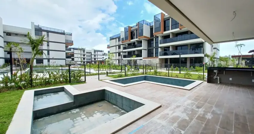 Excelente repasse de apartamento localizado em muro alto, com 108,49 de área privativa coberta e 66,80m² de área privativa descoberta, com uma área total de 175,29m².