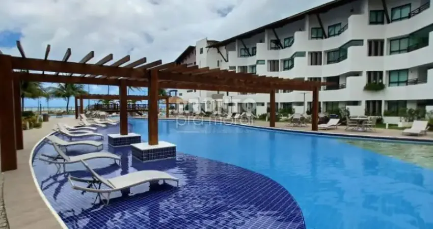 Excelente apartamento mobiliado localizado em condomínio beira mar na praia do carneiros.