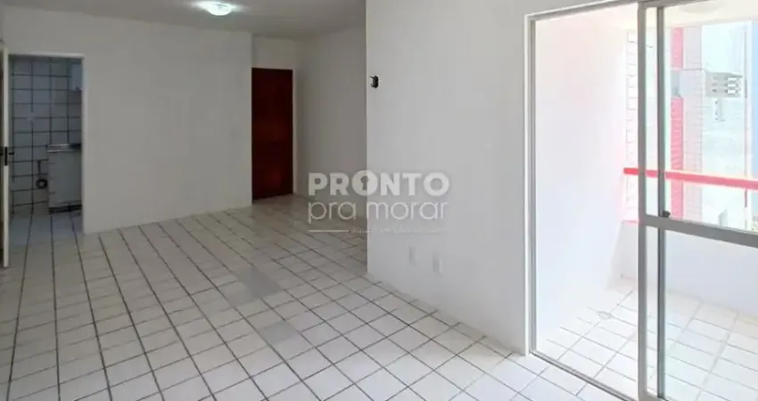 Apartamento localizado em boa viagem, com 69,85m² de área útil.