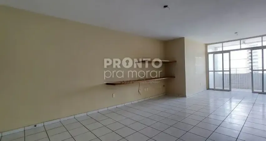 Apartamento com excelente localização em boa viagem, próximo ao mar. o imóvel possui 124,63m² de área construída.