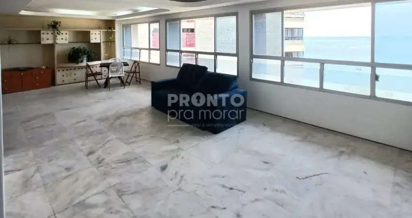 Apartamento de 173m² de área privativa com excelente localização na beira mar de piedade.