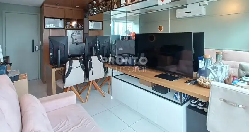 Imóvel com excelente localização porteira fechada com – 32,58 m²