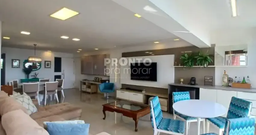 Excelente apartamento vista mar localizado no bairro de piedade, com 147,39m² de área útil.