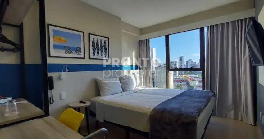 Flat mobiliado no pool hoteleiro excelente para investimento em boa viagem.