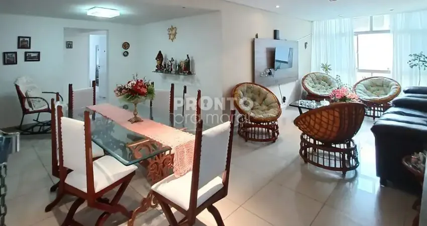 Imóvel com excelente localização e 106,50 m² de área privativa.