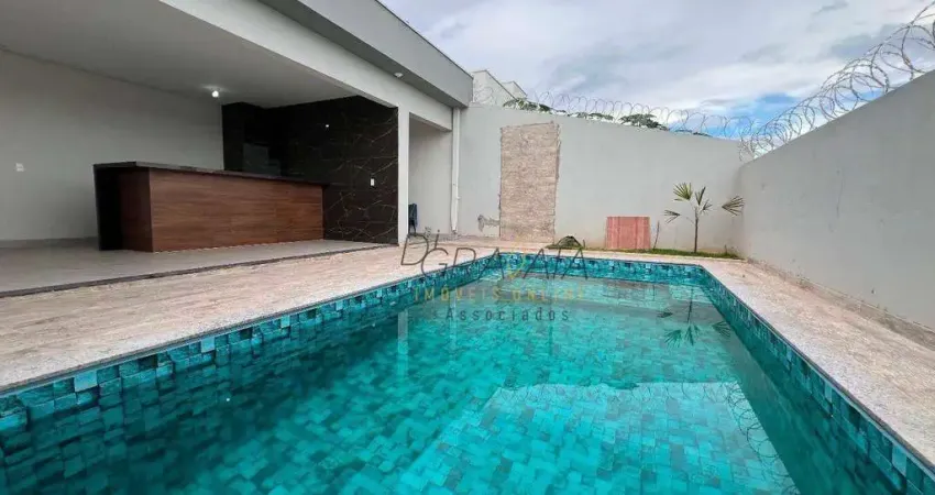 Casa com 3 quartos e suíte  à venda, 280 m² por R$ 950.000,00 - Vila Pinto II - Varginha/MG