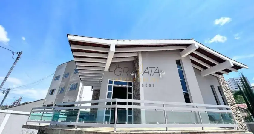 Casa com 3 quartos  à venda, 513 m² por R$ 1.700.000 - Vila Pinto - Varginha/MG
