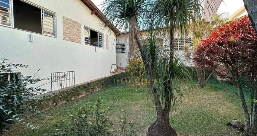 Casa com 4 dormitórios à venda, 300 m² por R$ 950.000,00 - Santa Luiza - Varginha/MG