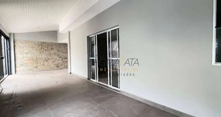 Casa com 3 dormitórios à venda, 187 m² por R$ 720.000,00 - Bom Pastor - Varginha/MG