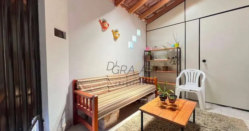 Casa com 3 dormitórios à venda, 190 m² por R$ 520.000,00 - Sagrado Coração - Varginha/MG