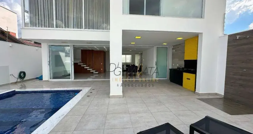 Casa com 4 dormitórios à venda, 242 m² por R$ 1.250.000,00 - Treviso - Varginha/MG