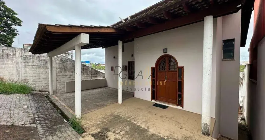 Casa com 3 dormitórios à venda, 182 m² por R$ 850.000,00 - Santa Luiza - Varginha/MG