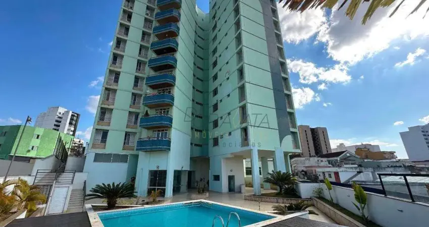 Apartamento com 3 dormitórios à venda, 126 m² por R$ 850.000,00 - Centro - Varginha/MG