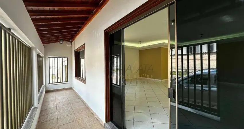 Casa com 3 dormitórios à venda, 454 m² por R$ 950.000,00 - Campos Elíseos - Varginha/MG
