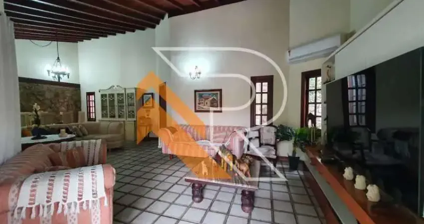 Casa com 7 quartos à venda na Rua Pietro Farsoun, Piratininga, Niterói