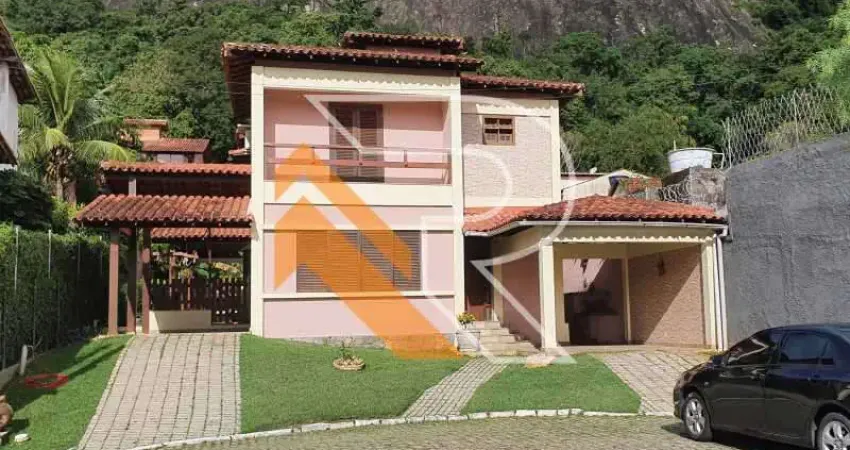Casa em condomínio fechado com 4 quartos à venda na Estrada Francisco da Cruz Nunes, Itaipu, Niterói