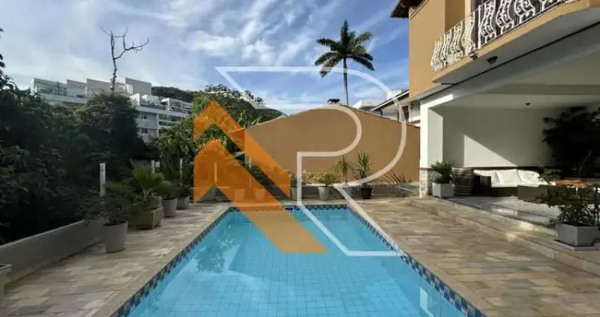 Casa em condomínio fechado com 5 quartos à venda na Avenida Professor Florestan Fernandes, Camboinhas, Niterói