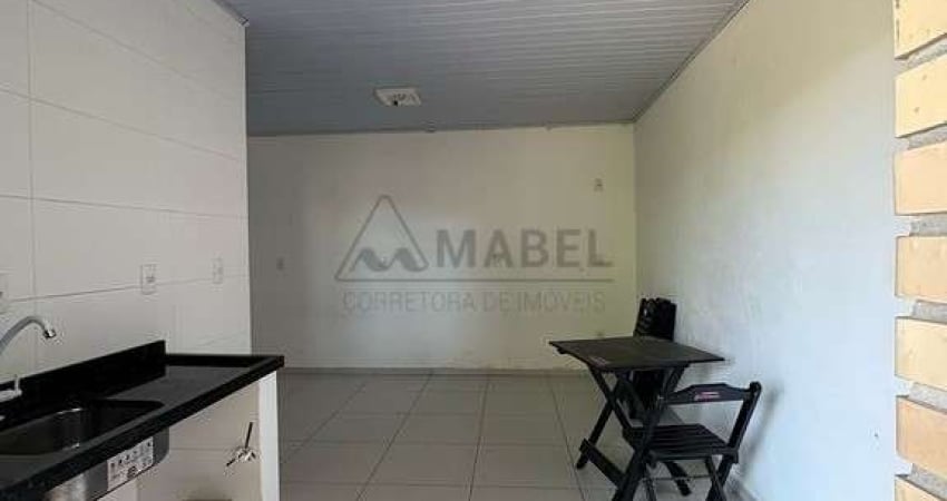 Alugo loft mobiliado no Centro de Garopaba-SC