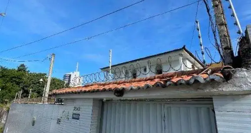 Casa com 5 dormitórios à venda, 400 m² por R$ 950.000,00 - Candelária - Natal/RN