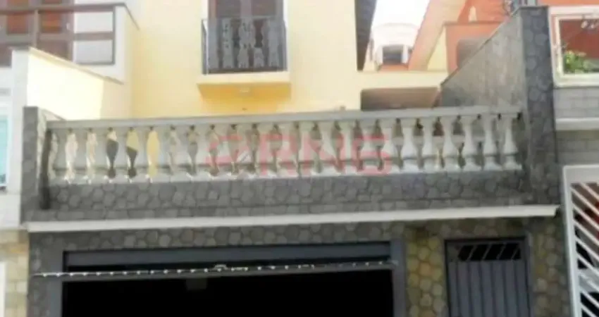 Casa com 3 quartos para alugar na Rua Guaraja, 252, Vila Mazzei, São Paulo