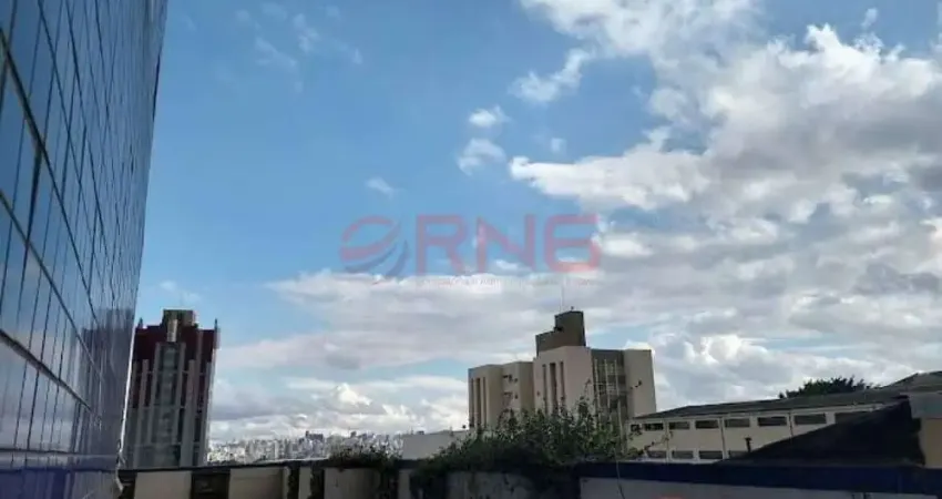 Sala comercial na r: alfredo pujol, em santana. 33m2, com banheiro privativo e estacionamento