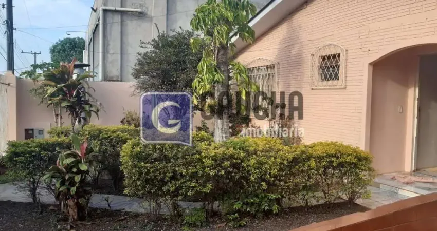 Casa à venda no bairro Canadá - Cascavel/PR
