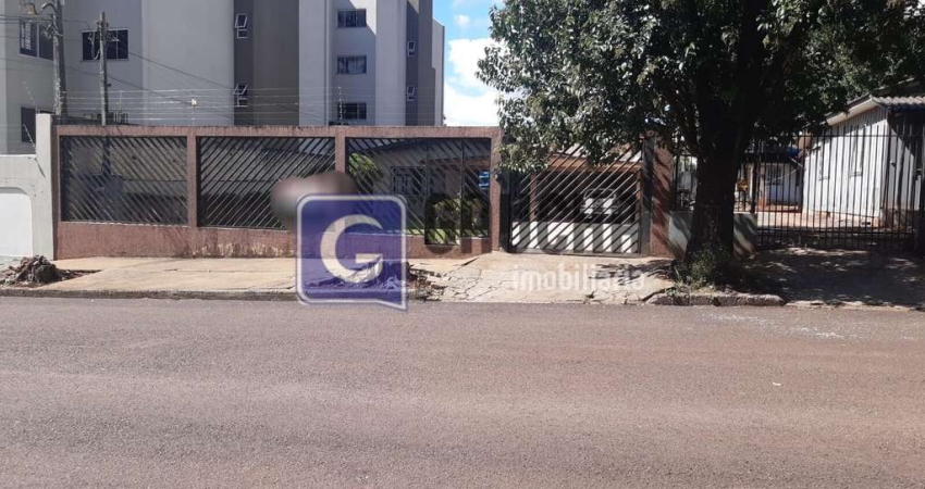2 Terrenos na região central ambos medindo 15X40 com 600m²
