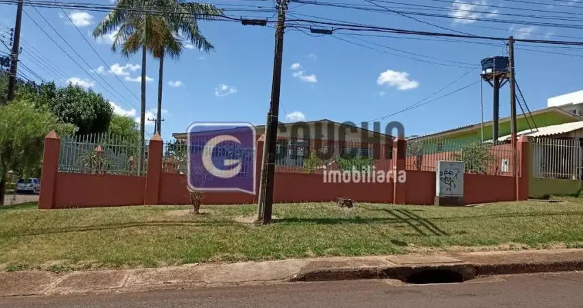 Casa à venda no bairro Floresta - Cascavel/PR