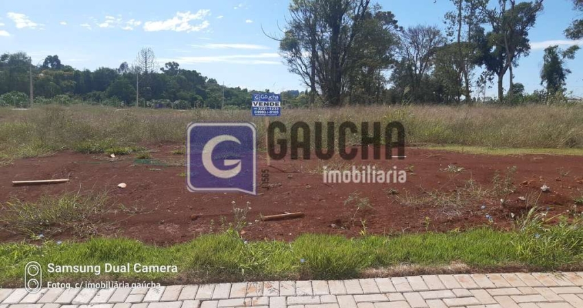 Terreno com 301m² no Condomínio Paraiso Tropical II
