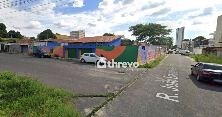 Casa comercial com 9 salas para alugar na Rua Tabelião José Basílio, 1675, Jóquei, Teresina