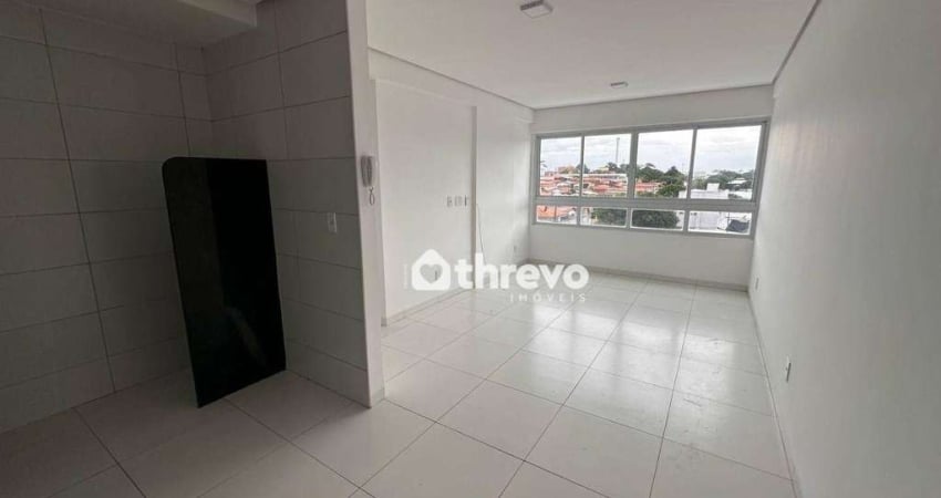 Apartamento com 3 dormitórios para alugar, 67 m² por R$ 2.538,00/mês - Primavera - Teresina/PI
