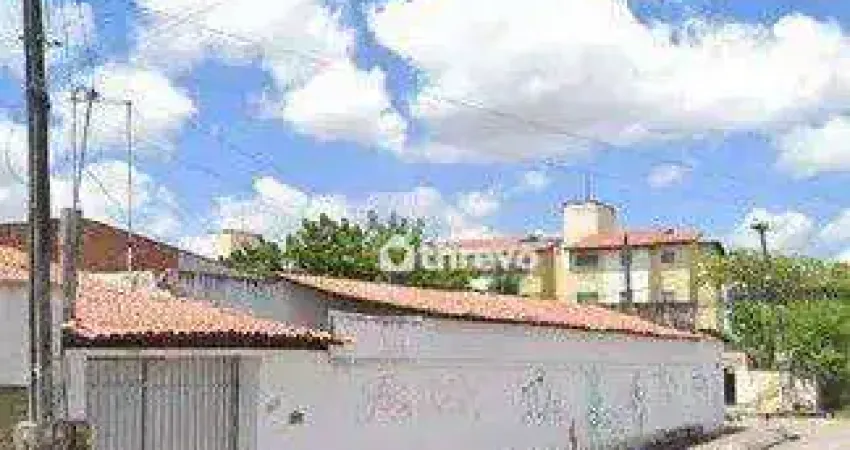 Casa com 3 dormitórios à venda, 234 m² por R$ 440.000,00 - Manuel Sátiro - Fortaleza/CE