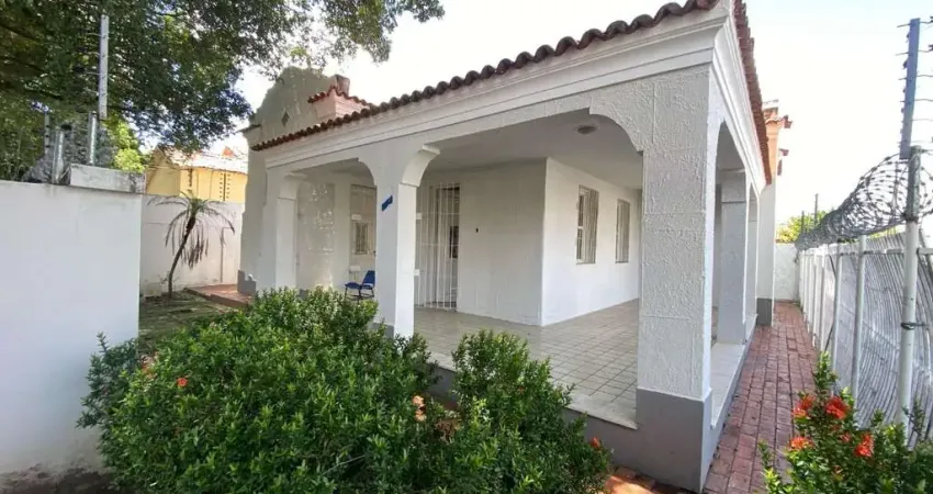 Casa com 8 dormitórios para alugar, 268 m² por R$ 7.000,00/mês - Centro - Teresina/PI