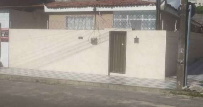Casa com 3 dormitórios à venda, 161 m² por R$ 490.000,00 - Padre Andrade - Fortaleza/CE