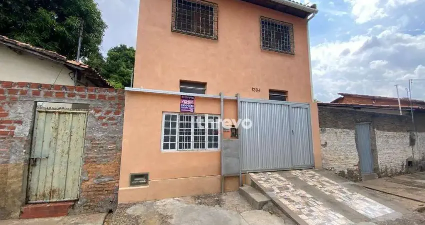 Casa com 4 dormitórios à venda, 156 m² por R$ 500.000,00 - Centro - Teresina/PI