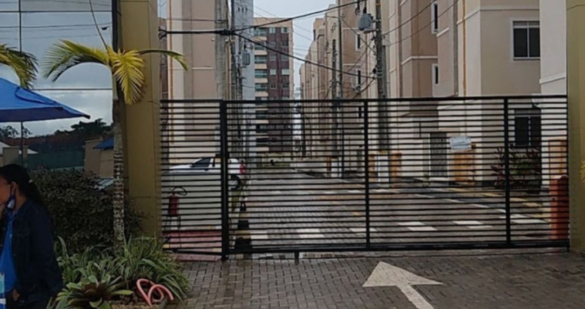Apartamento à venda na Rua Pataro Machado, 418, Centro, Lauro de Freitas