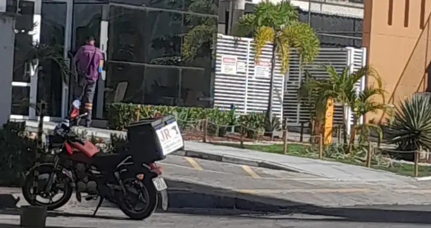 Apartamento com 2 quartos para alugar na Rua Pataro Machado, 259, Centro, Lauro de Freitas