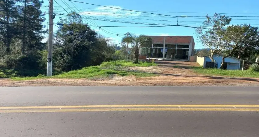 Amplo Pavilhão na Vila Morada Gaúcha em Gravataí