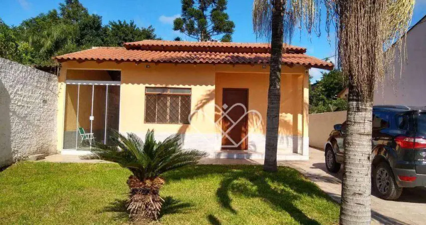 Casa ampla com pátio no bairro Neópolis em Gravataí, ideal para morar ou investir