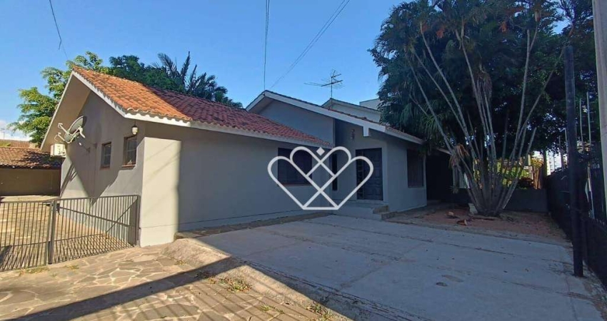 Casa com 3 dormitórios para alugar, Centro - Gravataí/RS