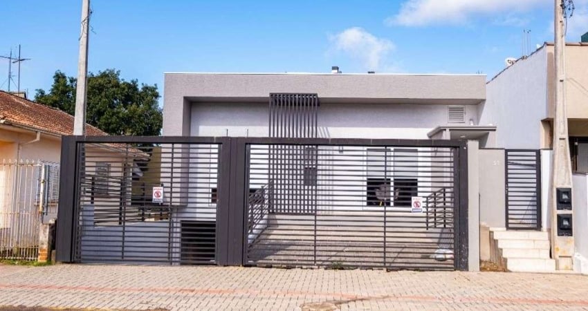 Casa com 3 Dormitórios e Suíte para Alugar no Centro de Gravataí